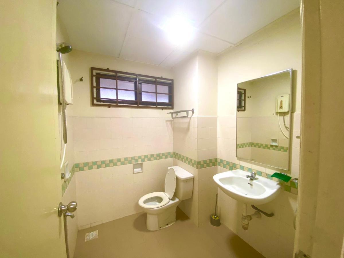 Shahmi Seaview Apartment - H4 Порт-Диксон Экстерьер фото