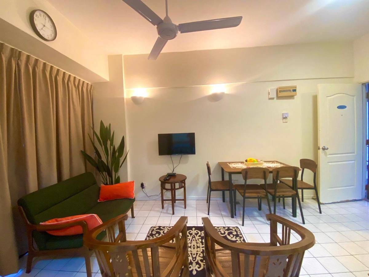Shahmi Seaview Apartment - H4 Порт-Диксон Экстерьер фото
